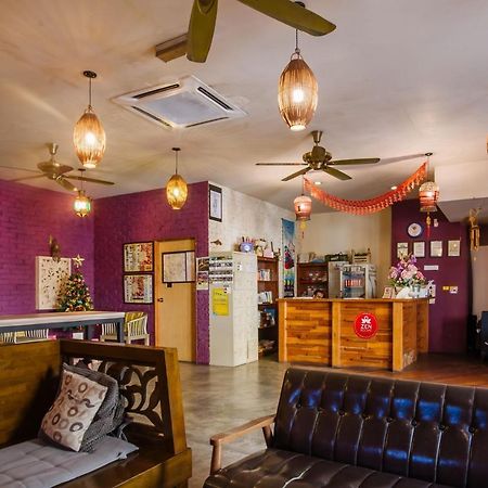 The Explorers Guesthouse And Hostel Κουάλα Λουμπούρ Εξωτερικό φωτογραφία