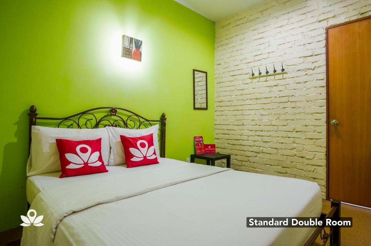 The Explorers Guesthouse And Hostel Κουάλα Λουμπούρ Εξωτερικό φωτογραφία